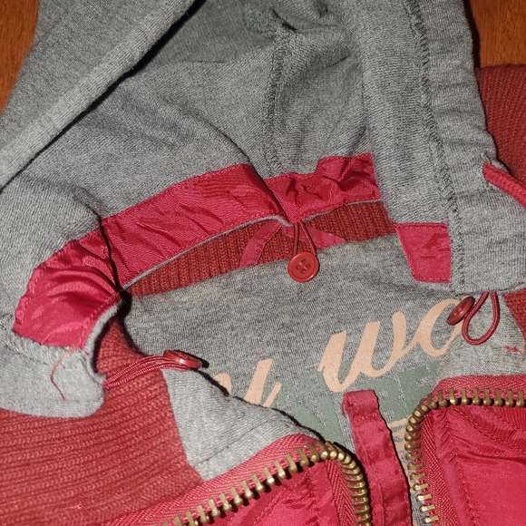 Red Marron puffer vest. Urban behavior. Size small - Picture 3 of 8